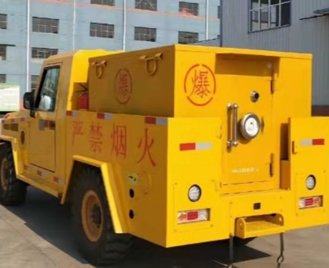 东成镇爆破器材运输车专用功能